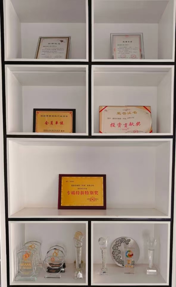 TPE-Partikel für Kofferräder 5